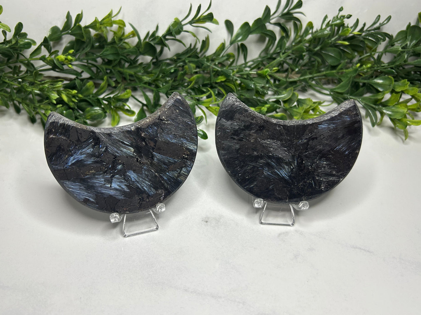 Astrophyllite Moons