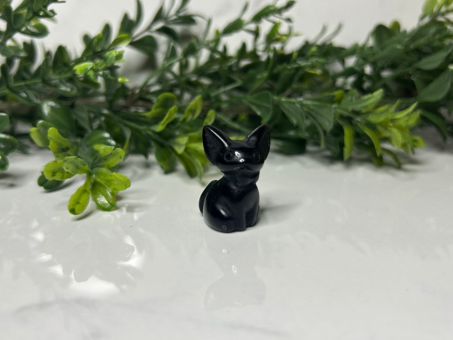 Mini Sitting Cat